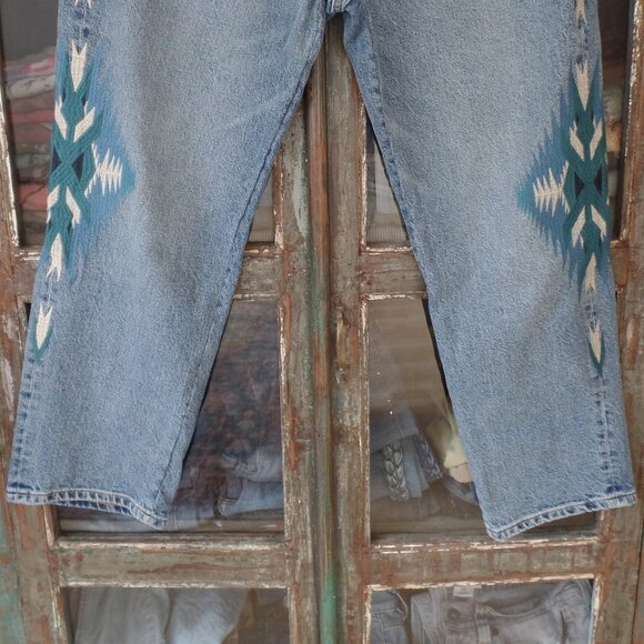 Lucky Brand Embroidered JEANS Gold Rush Mid Rise Boy 12/31R NWOT - Picture 3 of 15